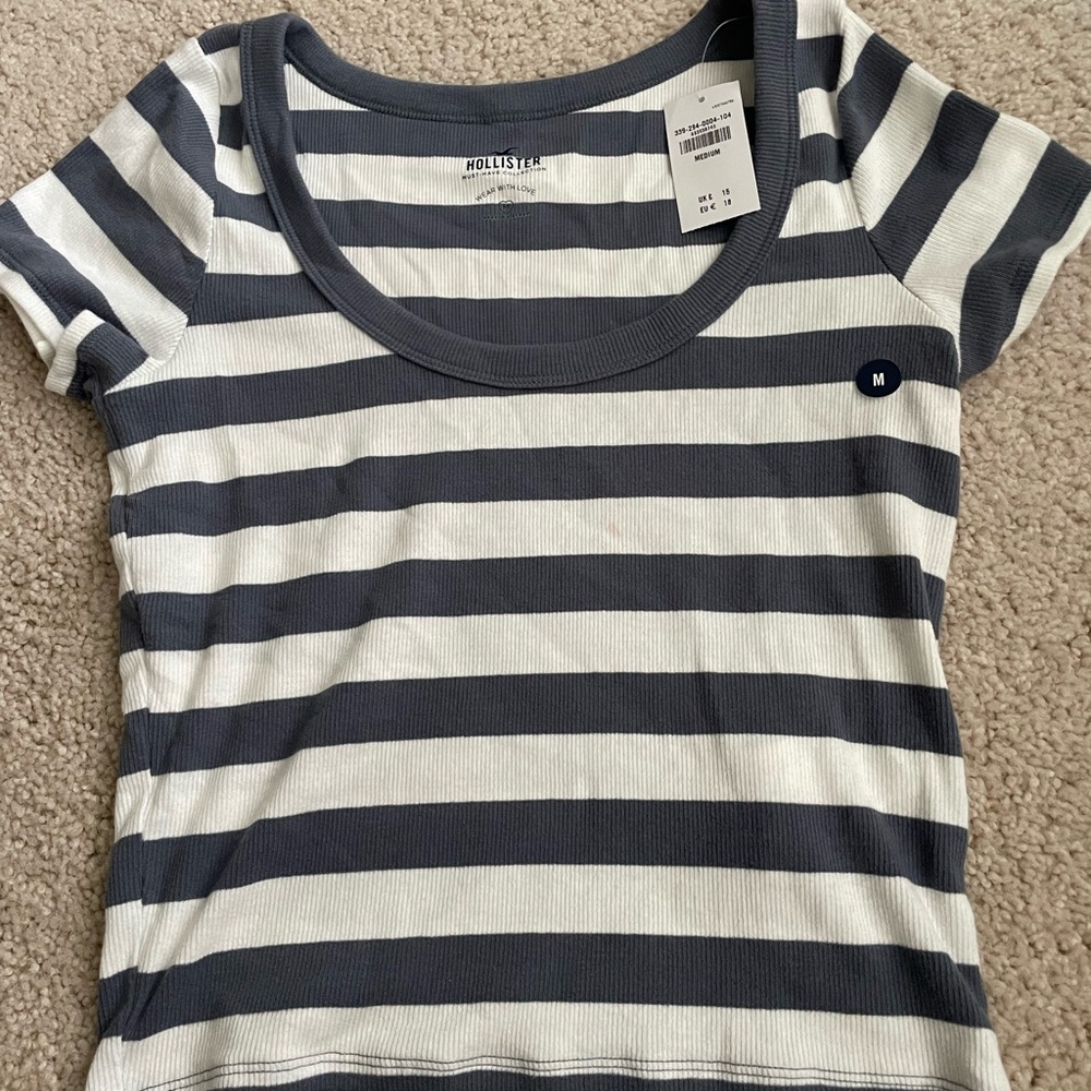 NWT hollister ribbed scoop baby tee